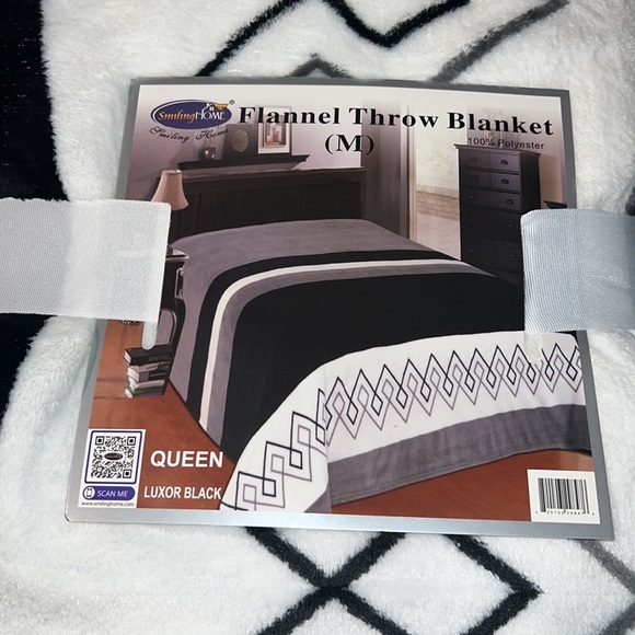 Flannel throw blankets - Picture 5 of 11